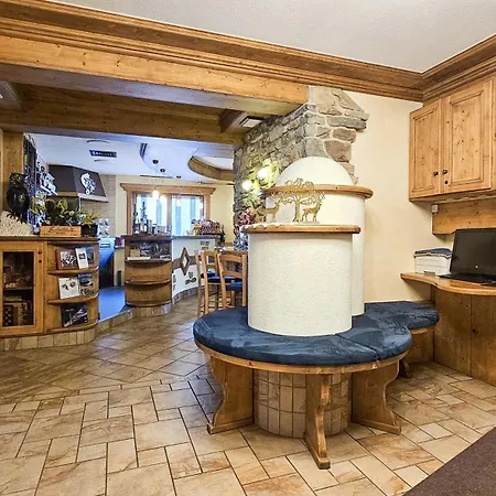 Hotell Alpenrose Livigno