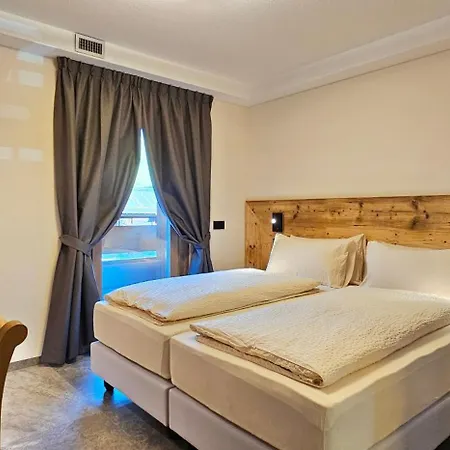 Hotell Alpenrose Livigno